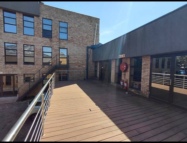 277M² OFFICE TO LET IN HURLINGHAM